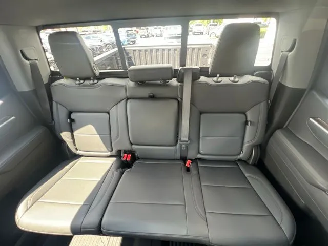 2026 Chevrolet Silverado 1500 RST - Photo 14