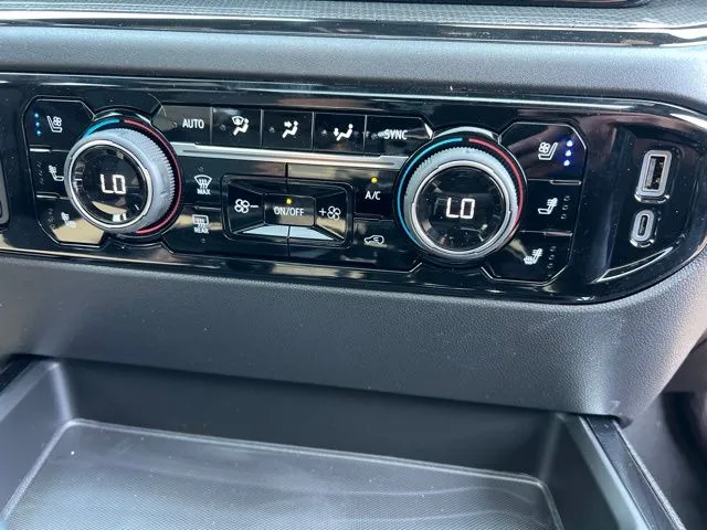 2026 Chevrolet Silverado 1500 ZR2 - Photo 6