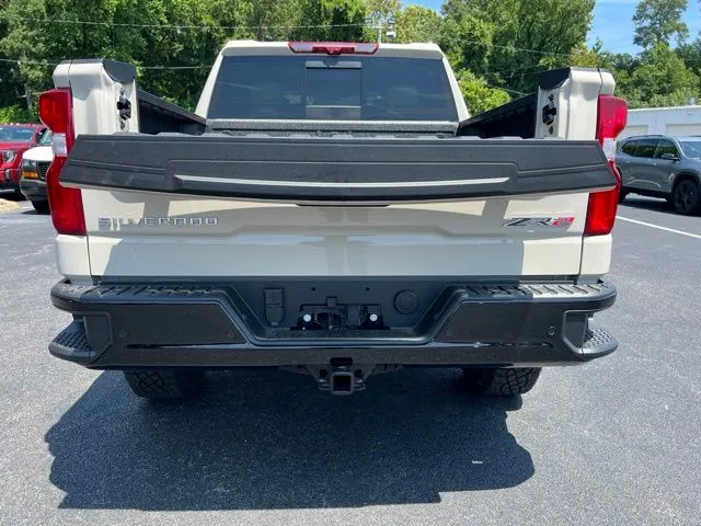 2026 Chevrolet Silverado 1500 ZR2 - Photo 16