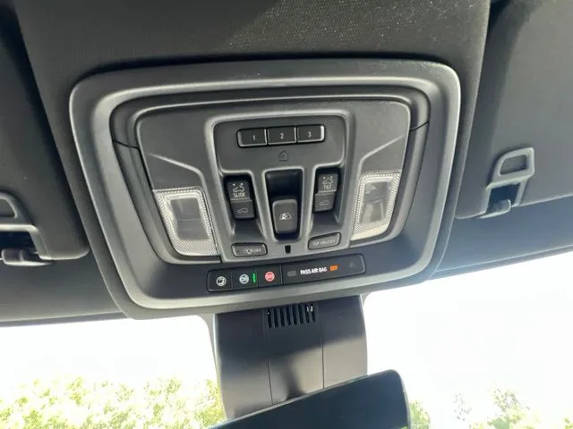 2026 Chevrolet Silverado 1500 ZR2 - Photo 25