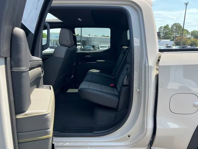 2026 Chevrolet Silverado 1500 ZR2 - Photo 13