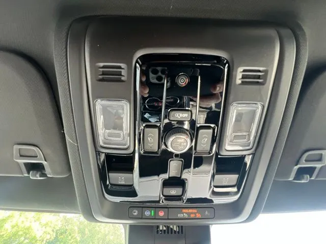 2026 Chevrolet Tahoe Premier - Photo 25
