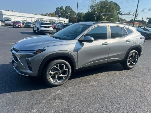 2026 Chevrolet Trax LT - Photo 15