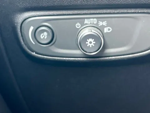 More photos of 2018 Chevrolet Equinox LT at Duke Chevrolet GMC, VA