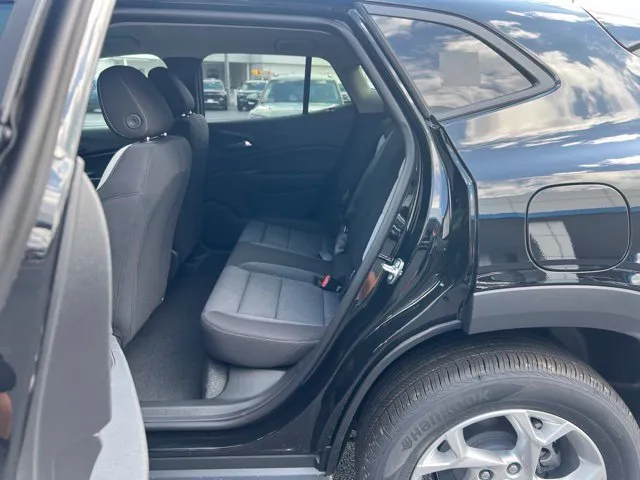 2026 Chevrolet Trax LS - Photo 9