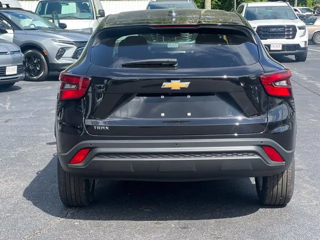 2026 Chevrolet Trax LS - Photo 17
