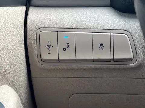 More photos of 2017 Hyundai Tucson SE Plus at Duke Chevrolet GMC, VA