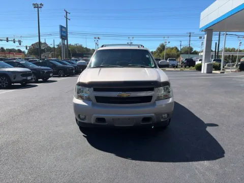 More photos of 2007 Chevrolet Avalanche 1500 LT at Duke Chevrolet GMC, VA