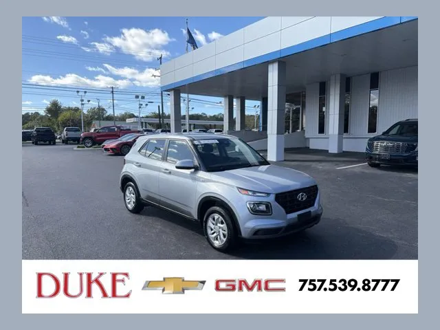 Silver 2023 Hyundai Venue SE for sale in Suffolk, VA