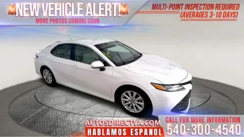 White 2018 Toyota Camry LE for sale in Fredericksburg, VA