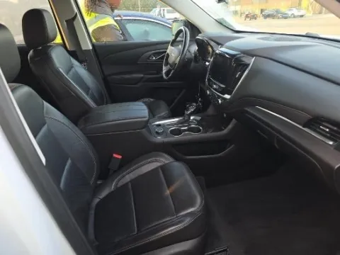 More photos of 2021 Chevrolet Traverse Premier at Autos Direct Fredericksburg, VA