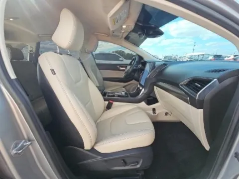 More photos of 2022 Ford Edge Titanium at Autos Direct Fredericksburg, VA