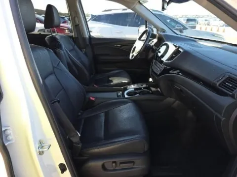 More photos of 2022 Honda Pilot Elite at Autos Direct Fredericksburg, VA