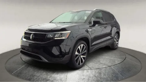 Another view of 2022 Volkswagen Taos 1.5T SE for sale in Fredericksburg, VA at Autos Direct Fredericksburg