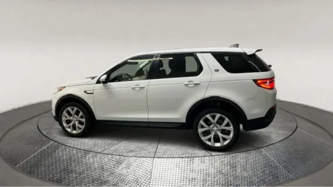 More photos of 2021 Land Rover Discovery Sport SE at Autos Direct Fredericksburg, VA