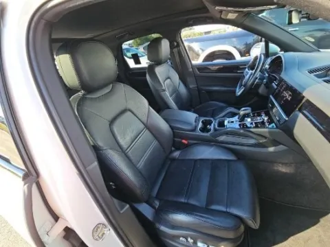 More photos of 2021 Porsche Cayenne at Autos Direct Fredericksburg, VA