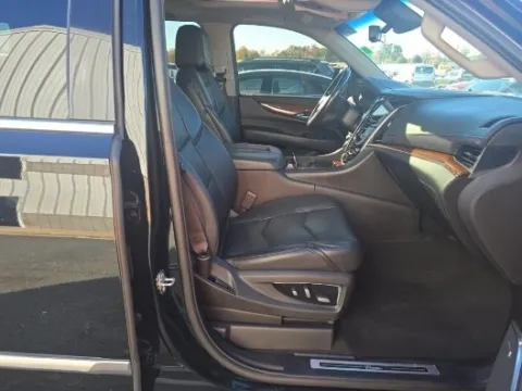 More photos of 2019 Cadillac Escalade ESV Luxury at Autos Direct Fredericksburg, VA