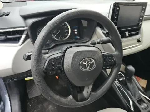 More photos of 2020 Toyota Corolla LE at Autos Direct Fredericksburg, VA