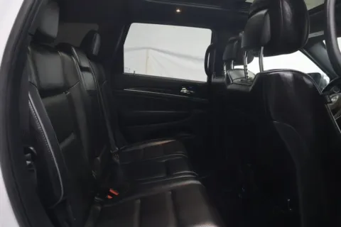 More photos of 2020 Jeep Grand Cherokee Overland at Autos Direct Fredericksburg, VA