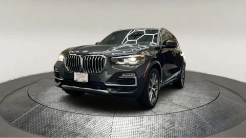 Another view of 2021 BMW X5 xDrive40i for sale in Fredericksburg, VA at Autos Direct Fredericksburg