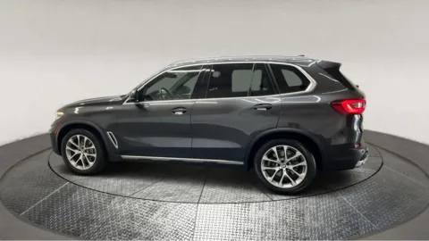 More photos of 2021 BMW X5 xDrive40i at Autos Direct Fredericksburg, VA