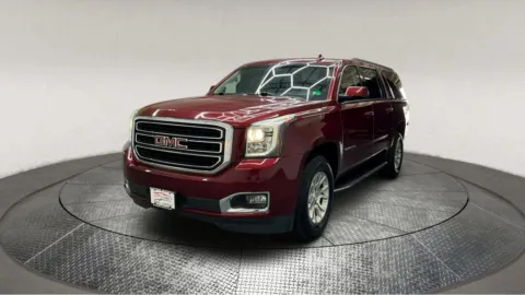 Another view of 2019 GMC Yukon XL SLT for sale in Fredericksburg, VA at Autos Direct Fredericksburg