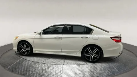 More photos of 2017 Honda Accord Touring at Autos Direct Fredericksburg, VA