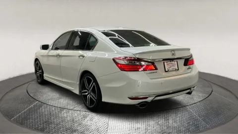 More photos of 2017 Honda Accord Touring at Autos Direct Fredericksburg, VA