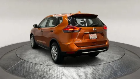 More photos of 2017 Nissan Rogue S at Autos Direct Fredericksburg, VA