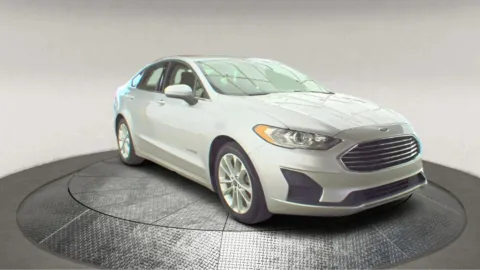 Photos of 2019 Ford Fusion Hybrid SE for sale in Fredericksburg, VA at Autos Direct Fredericksburg
