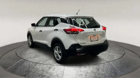 More photos of 2020 Nissan Kicks S at Autos Direct Fredericksburg, VA