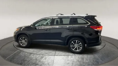 More photos of 2018 Toyota Highlander at Autos Direct Fredericksburg, VA