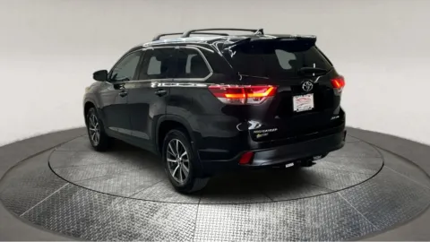 More photos of 2018 Toyota Highlander at Autos Direct Fredericksburg, VA