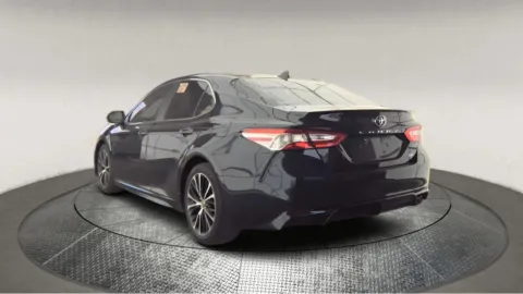 More photos of 2020 Toyota Camry SE at Autos Direct Fredericksburg, VA