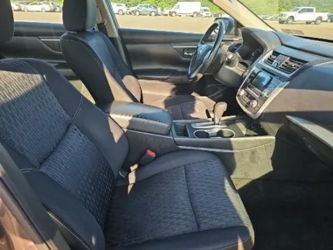 More photos of 2016 Nissan Altima 2.5 SV at Autos Direct Fredericksburg, VA