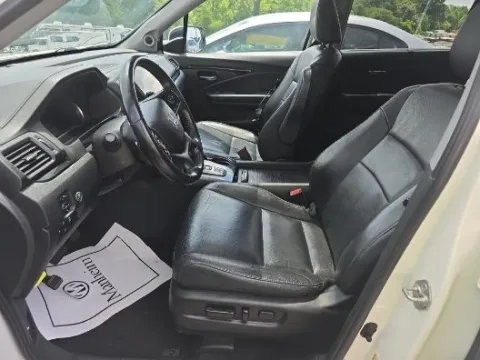 More photos of 2019 Honda Pilot Touring at Autos Direct Fredericksburg, VA