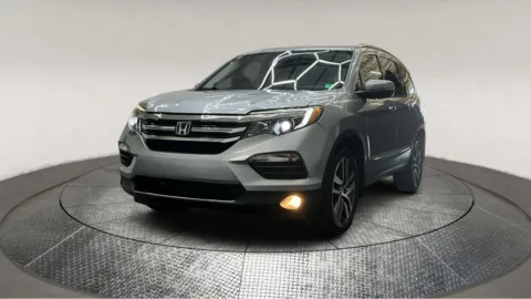 Another view of 2018 Honda Pilot Touring for sale in Fredericksburg, VA at Autos Direct Fredericksburg