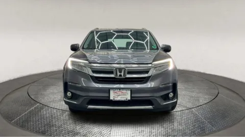 Photos of 2019 Honda Pilot Touring for sale in Fredericksburg, VA at Autos Direct Fredericksburg