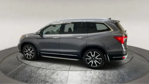 More photos of 2019 Honda Pilot Touring at Autos Direct Fredericksburg, VA