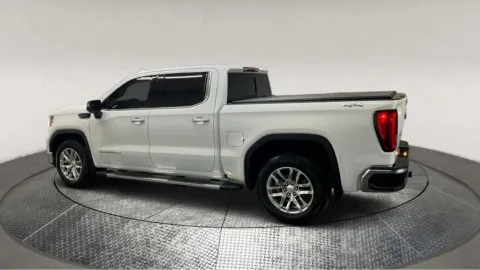 More photos of 2019 GMC Sierra 1500 SLT at Autos Direct Fredericksburg, VA