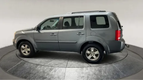 More photos of 2011 Honda Pilot EX-L at Autos Direct Fredericksburg, VA