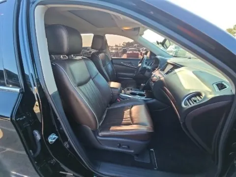 More photos of 2017 INFINITI QX60 at Autos Direct Fredericksburg, VA