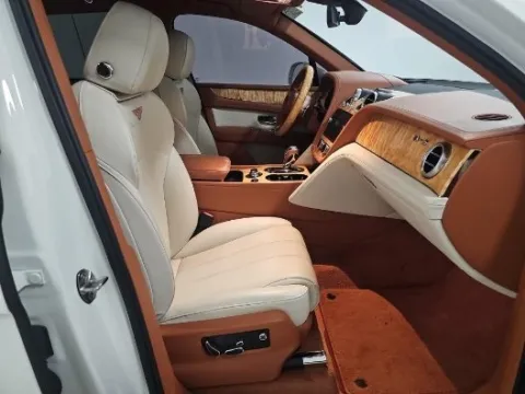 More photos of 2019 Bentley Bentayga V8 at Autos Direct Fredericksburg, VA