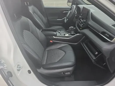 More photos of 2023 Toyota Highlander L at Autos Direct Fredericksburg, VA