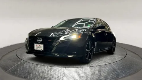 Another view of 2023 Nissan Altima 2.5 SR for sale in Fredericksburg, VA at Autos Direct Fredericksburg