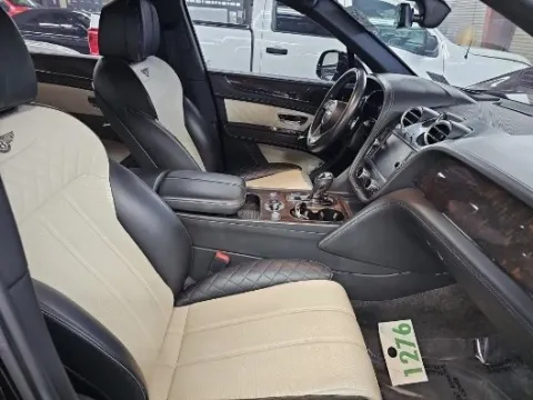 More photos of 2019 Bentley Bentayga V8 at Autos Direct Fredericksburg, VA