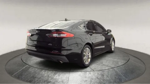 Photos of 2020 Ford Fusion SE for sale in Fredericksburg, VA at Autos Direct Fredericksburg