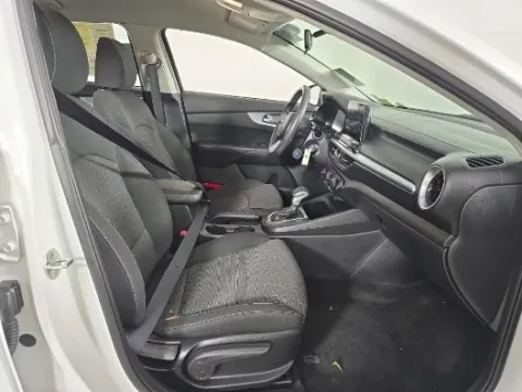 More photos of 2022 Kia Forte LXS at Autos Direct Fredericksburg, VA