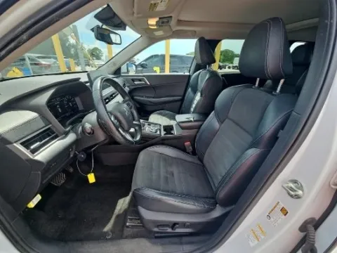 More photos of 2022 Mitsubishi Outlander at Autos Direct Fredericksburg, VA