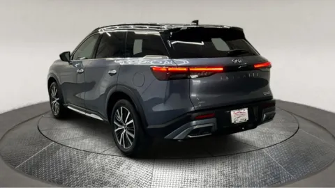 More photos of 2025 INFINITI QX60 Autograph at Autos Direct Fredericksburg, VA